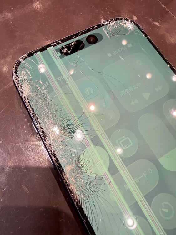 iPhone17pro　画面修理